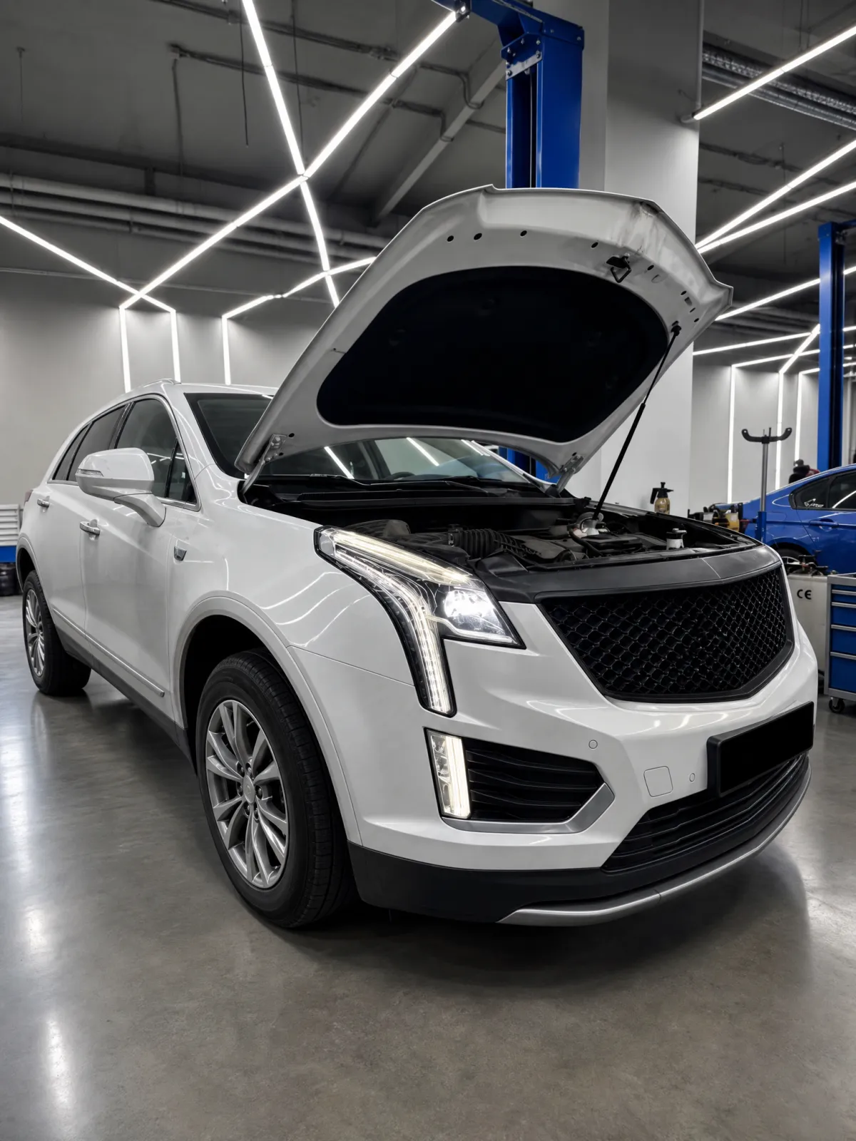Ремонт Cadillac XT в сервисе Madcat